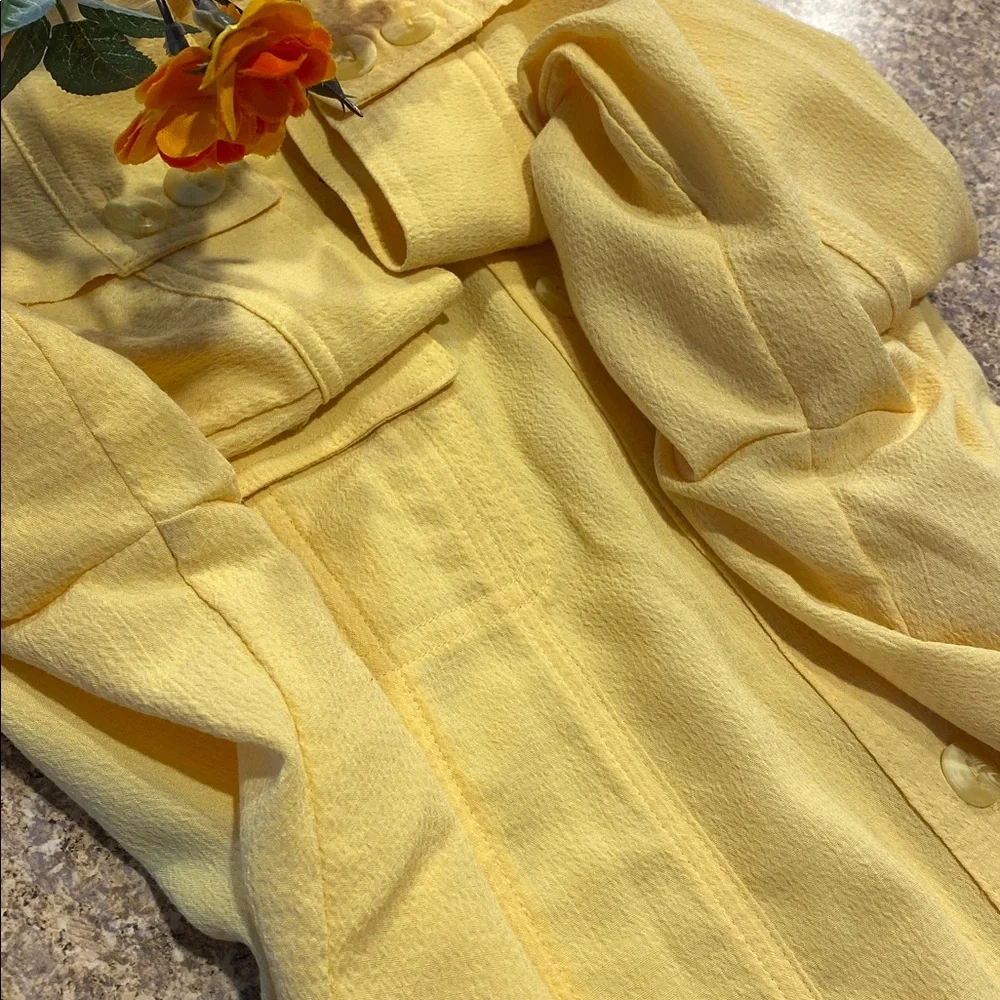Christopher Banks Petite Large Yellow Button Top or Maybe a Lighweight Jacket - Picture 11 of 16